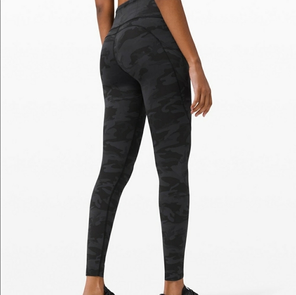 NWOT Fast & Free High-Rise Tight 28” Non-Reflectiv - Picture 3 of 9